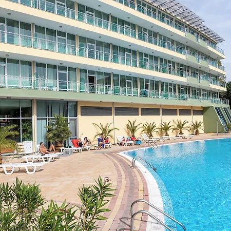 Отель Ivana Palace - Free Parking