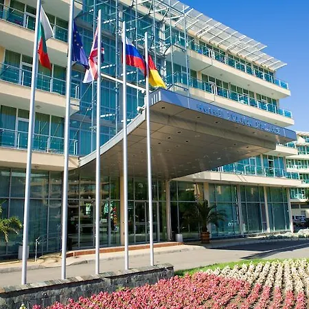 Ivana Palace - Free Parking 4*