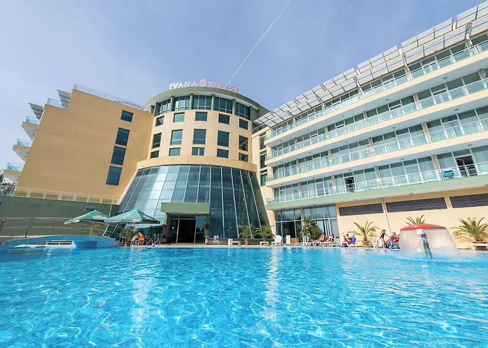Ivana Palace - Free Parking Отель 4*