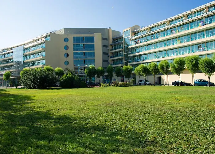 Ivana Palace - Free Parking Отель 4*