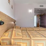 Ivana Palace - Free Parking 4* サニービーチ