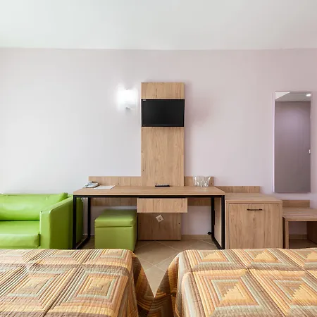 فندق Ivana Palace - Free Parking 4*