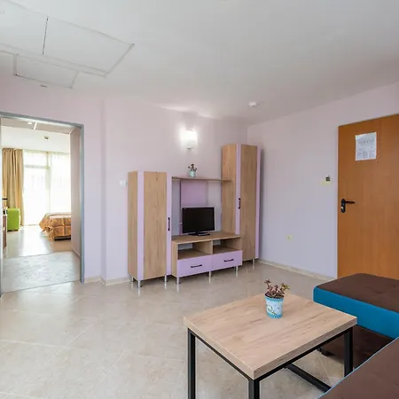 Ivana Palace - Free Parking 4* サニービーチ