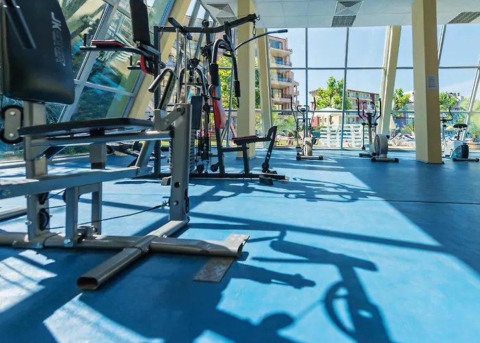 Ivana Palace - Free Parking