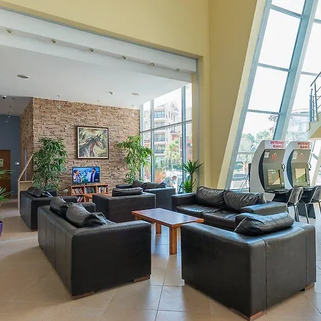Ivana Palace - Free Parking Отель 4*