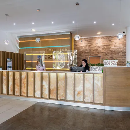 Ivana Palace - Free Parking 4* Σάνι Μπιτς