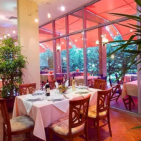 Ivana Palace - Free Parking 4* サニービーチ