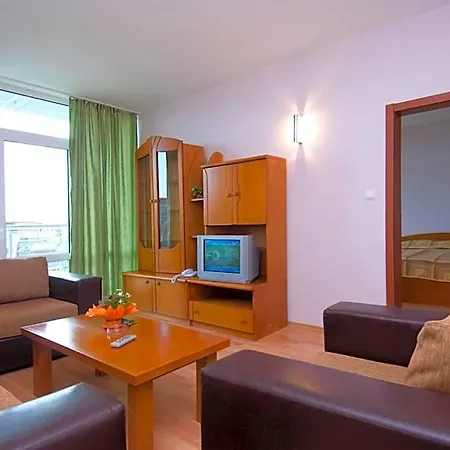 Ivana Palace - Free Parking 4* サニービーチ
