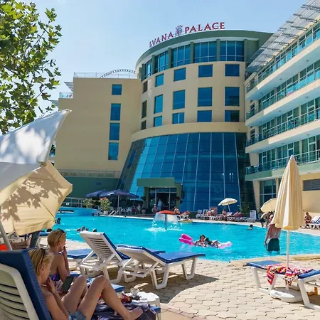 Ivana Palace - Free Parking Hotell 4*