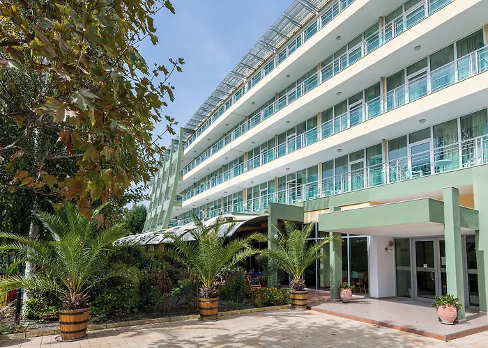 Ivana Palace - Free Parking Napospart