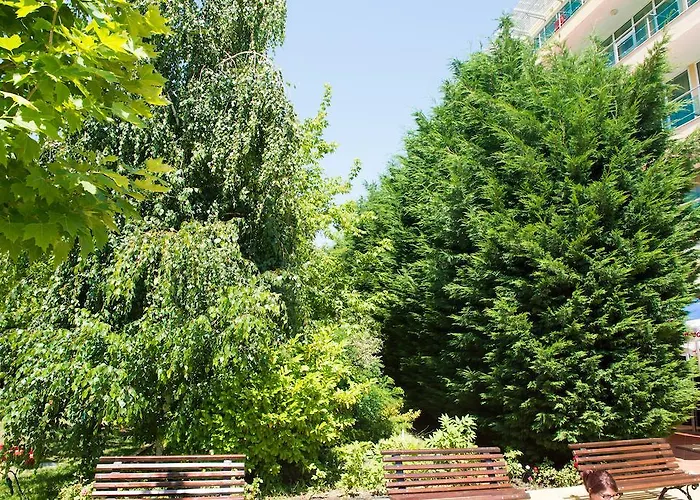 Hotell Ivana Palace - Free Parking Slăntjev Brjag