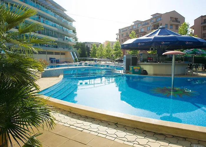 Ivana Palace - Free Parking 4* Napospart